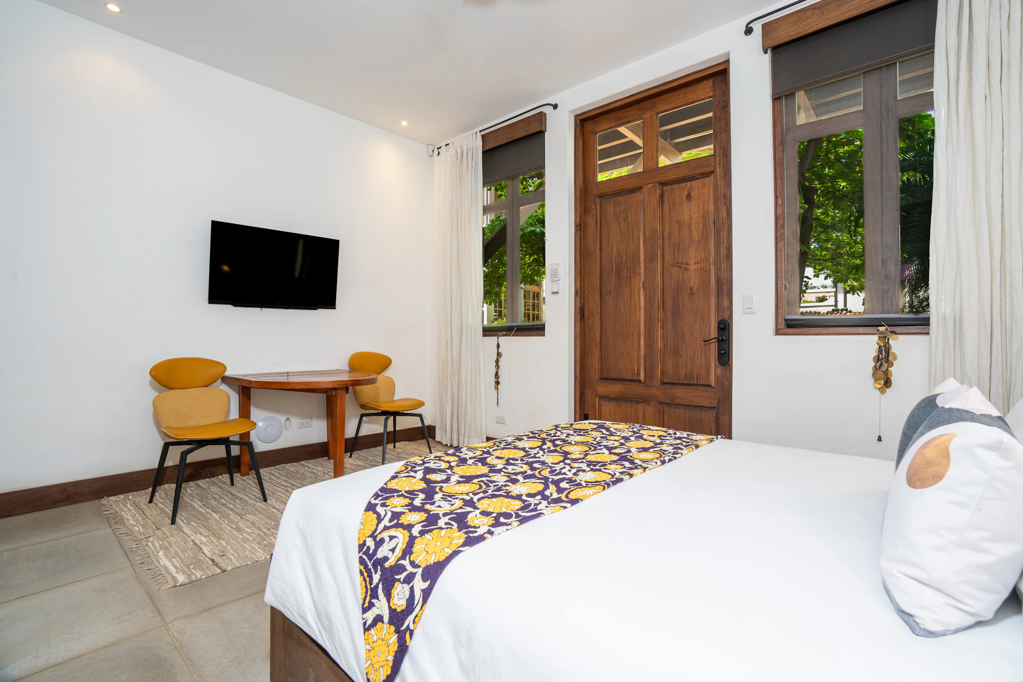 Studio | 9 Calle La Ronda