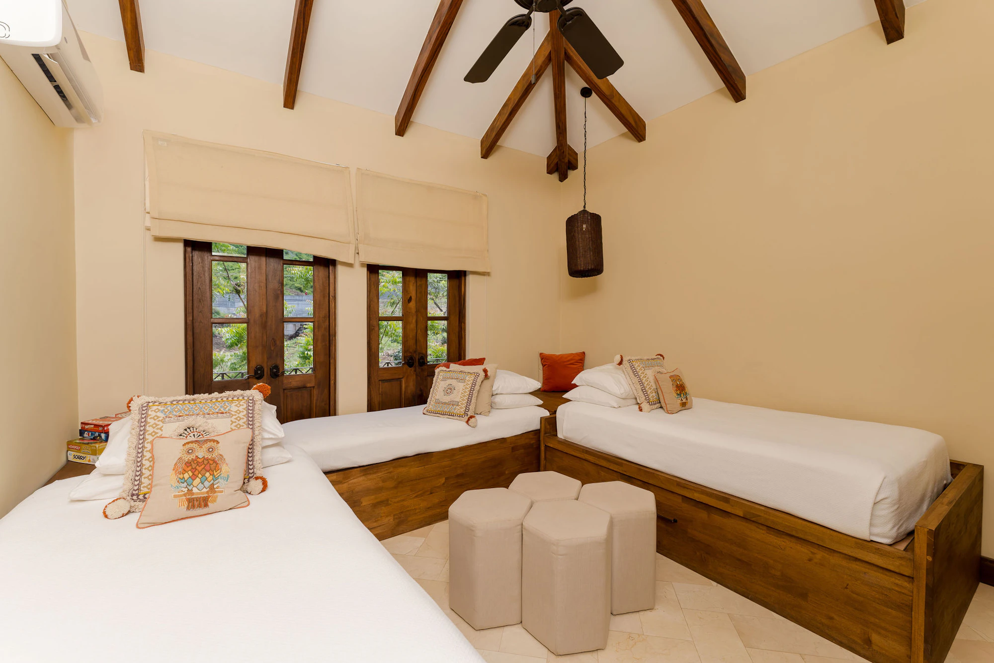 20 Plaza Carlota | 3 Bedroom