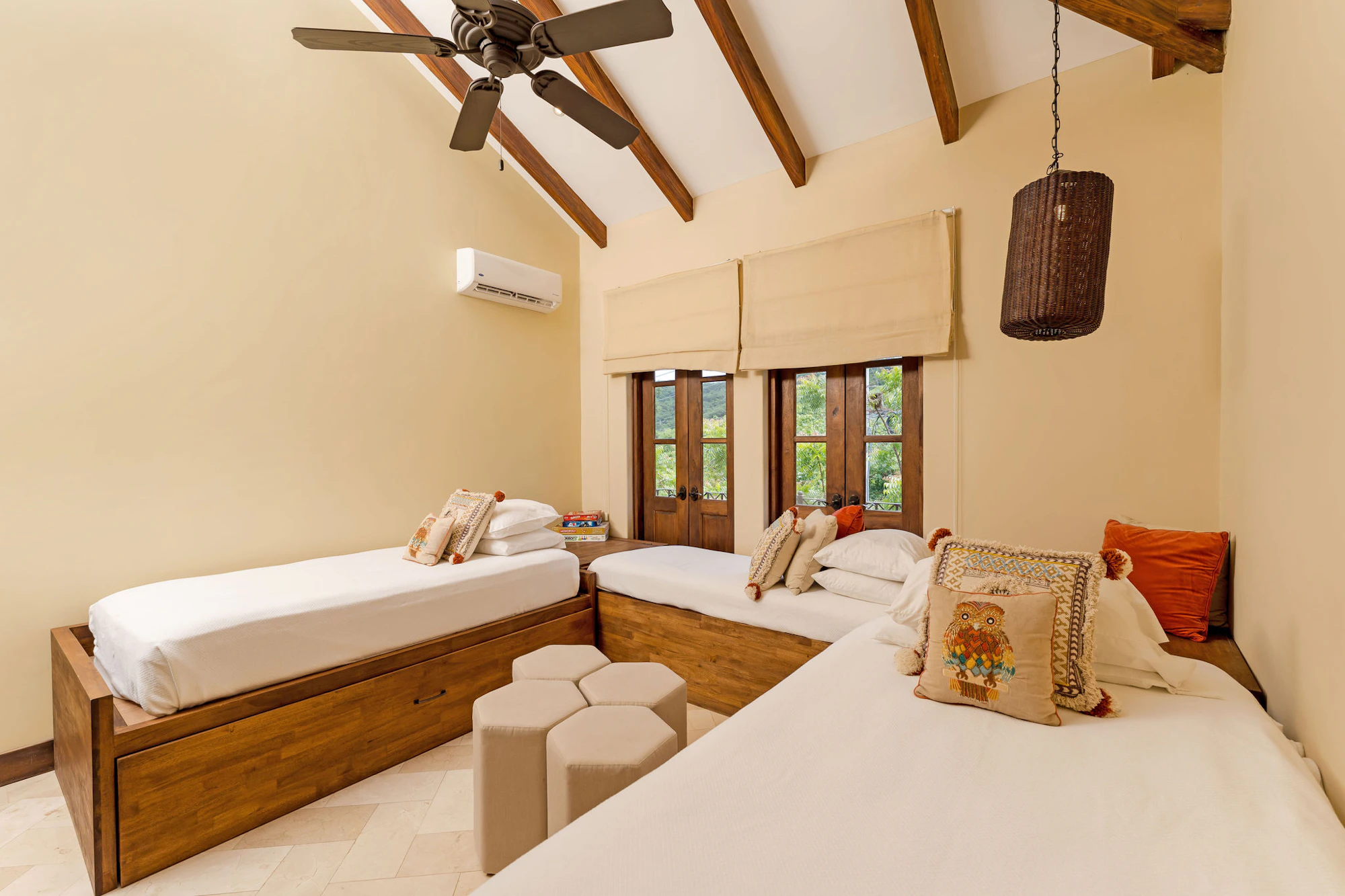 20 Plaza Carlota | 3 Bedroom