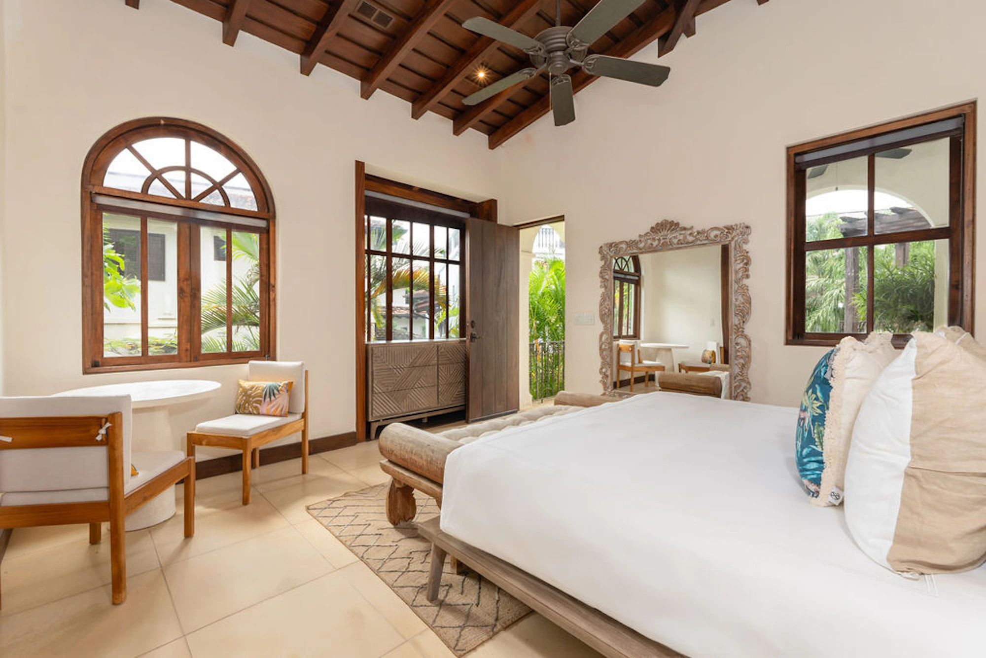 Casa Caura | 5 Calle la Ronda