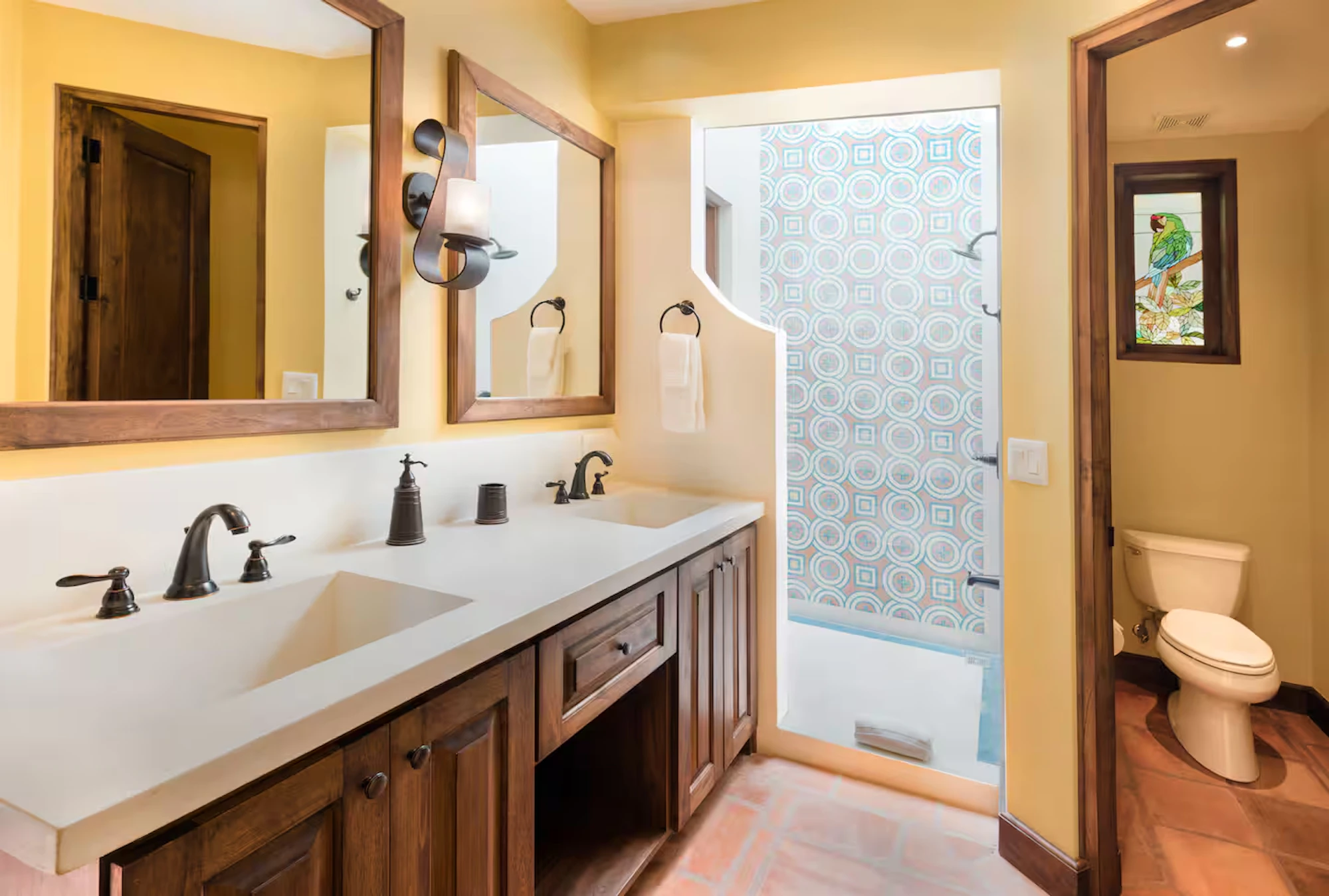 Casa Pelicano Bathroom