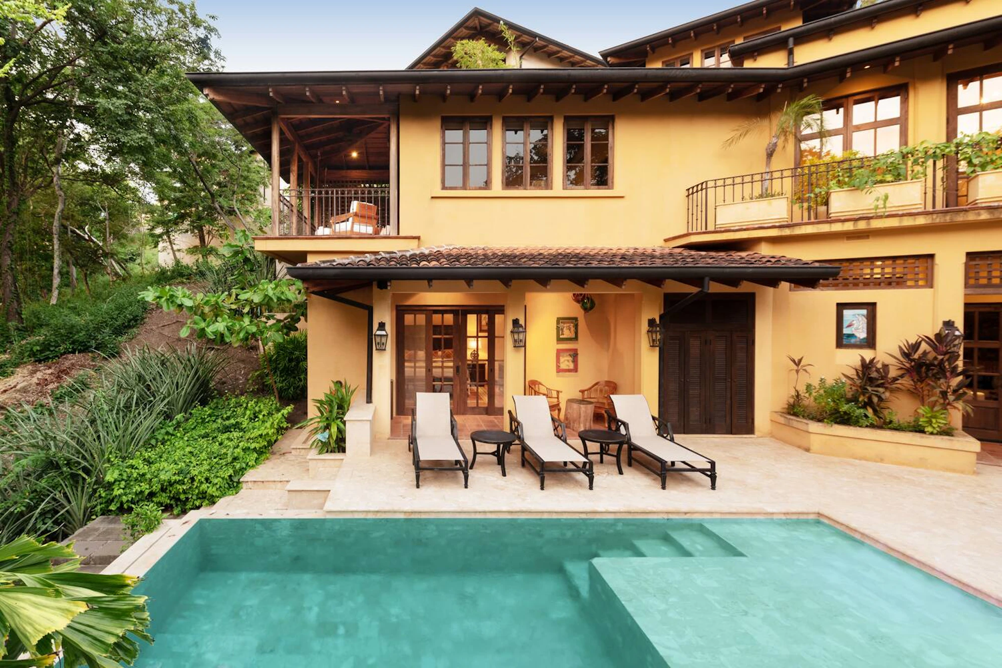 Casa Pelicano Guest Pool