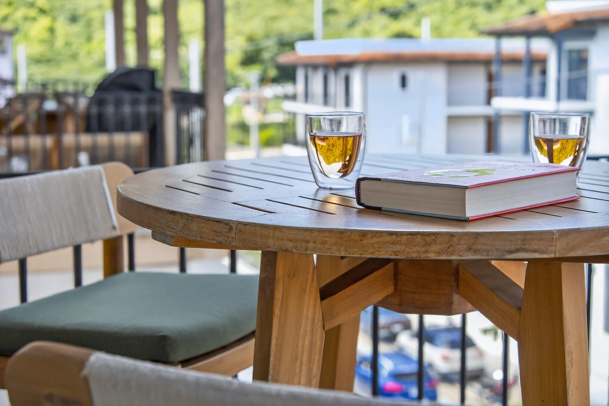 Coralina Flat | 206 Plaza Pienza