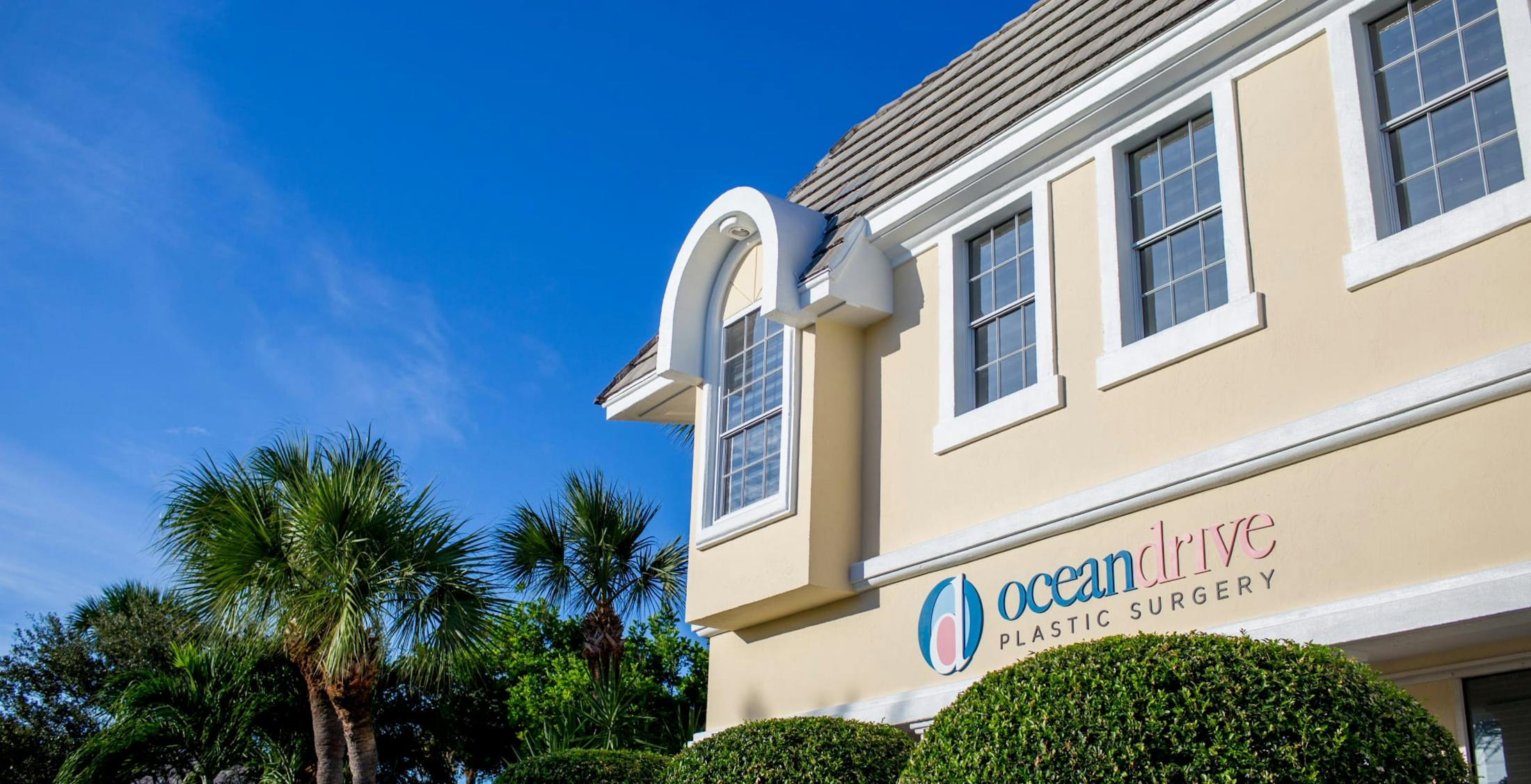 Ocean Drive building