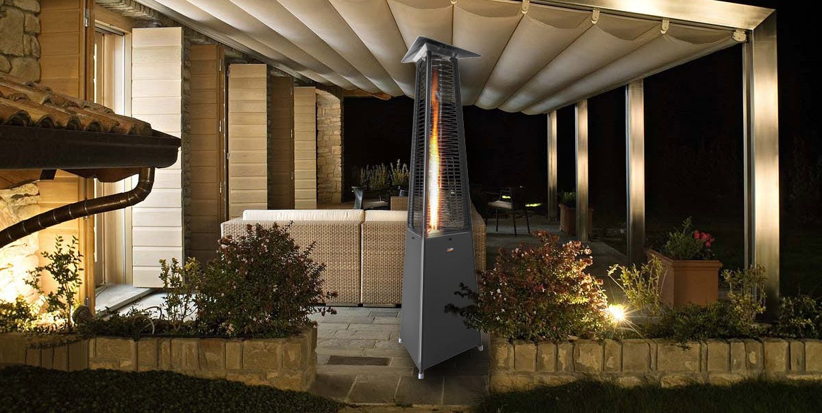 Esterno con installazione di Progetto Noleggi