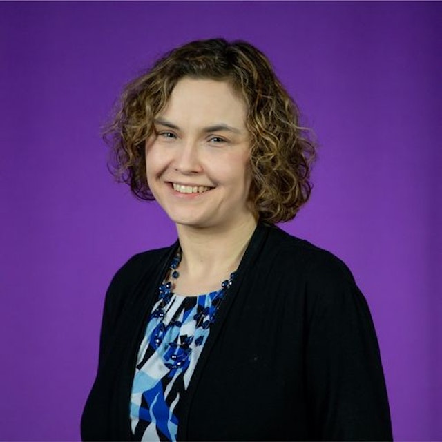 amy bauer smiling