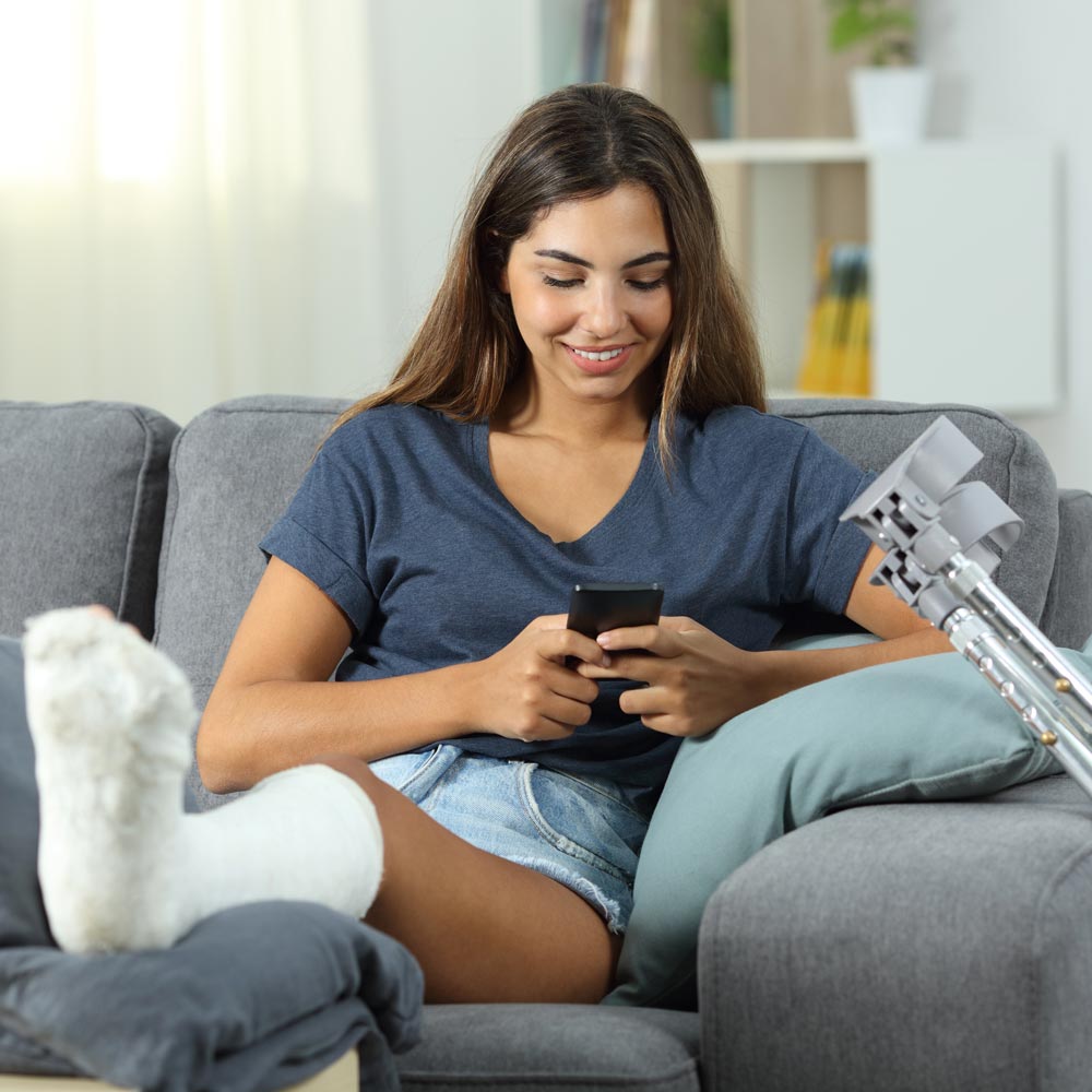 krukken gebruiken bij gebroken been