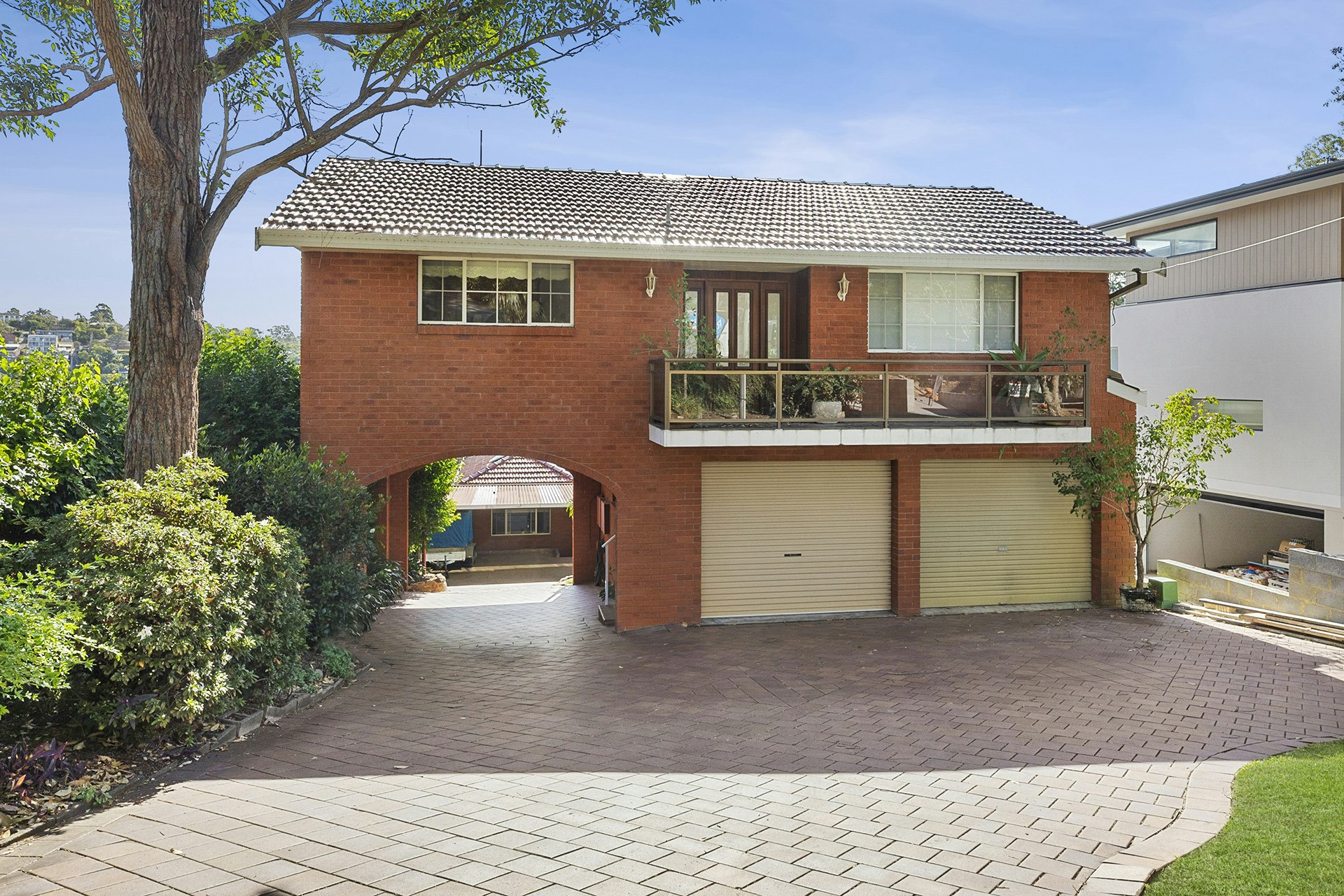 Image of garage