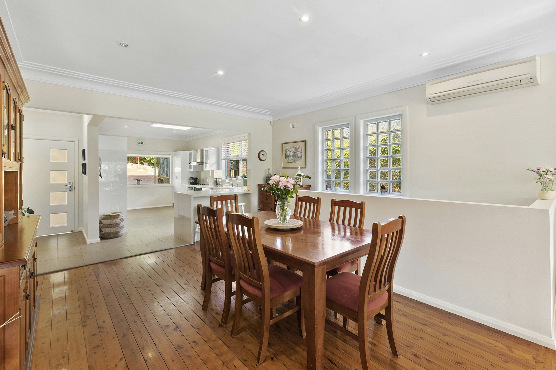 Image of dining room