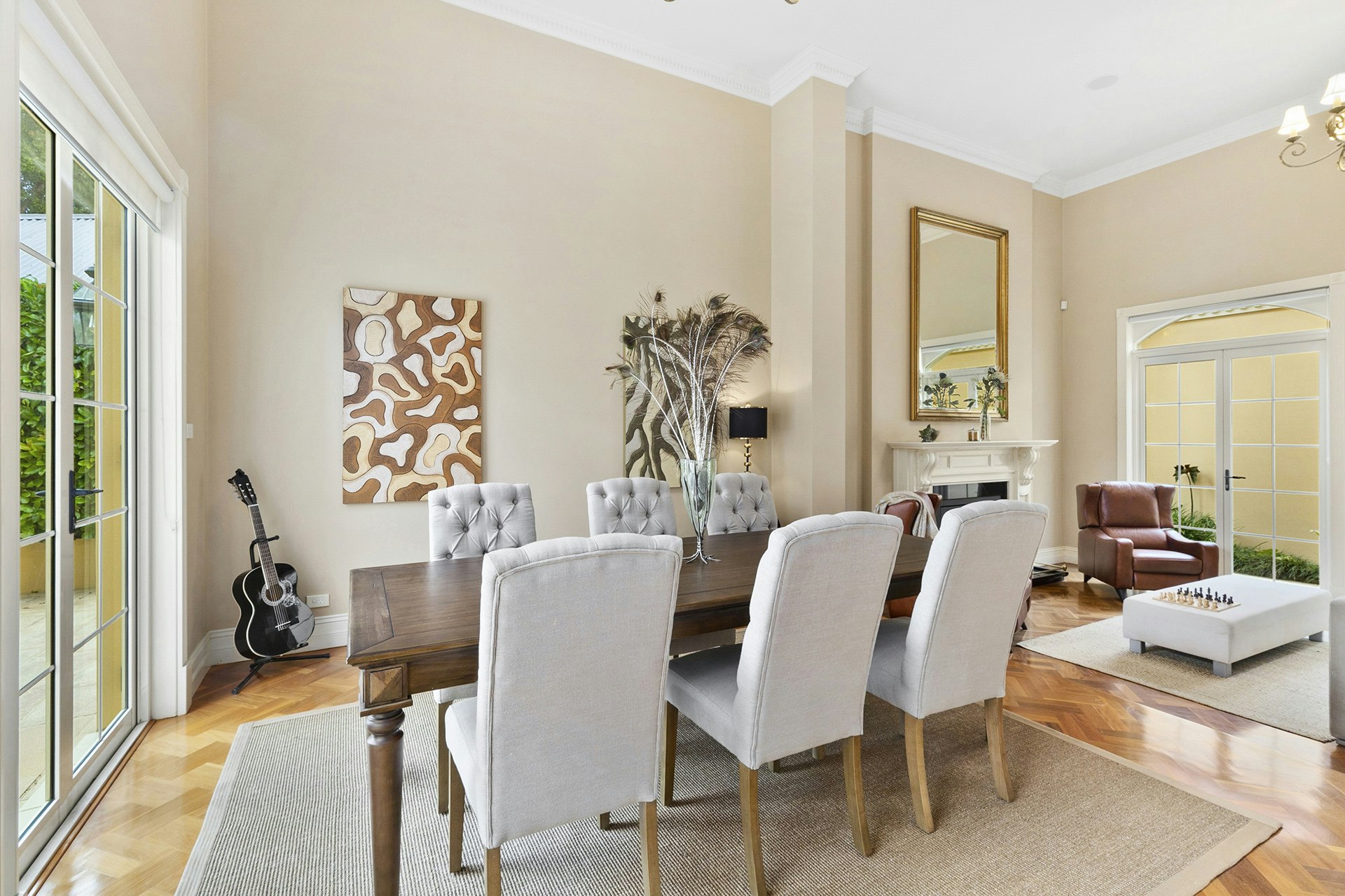 Image of dining room