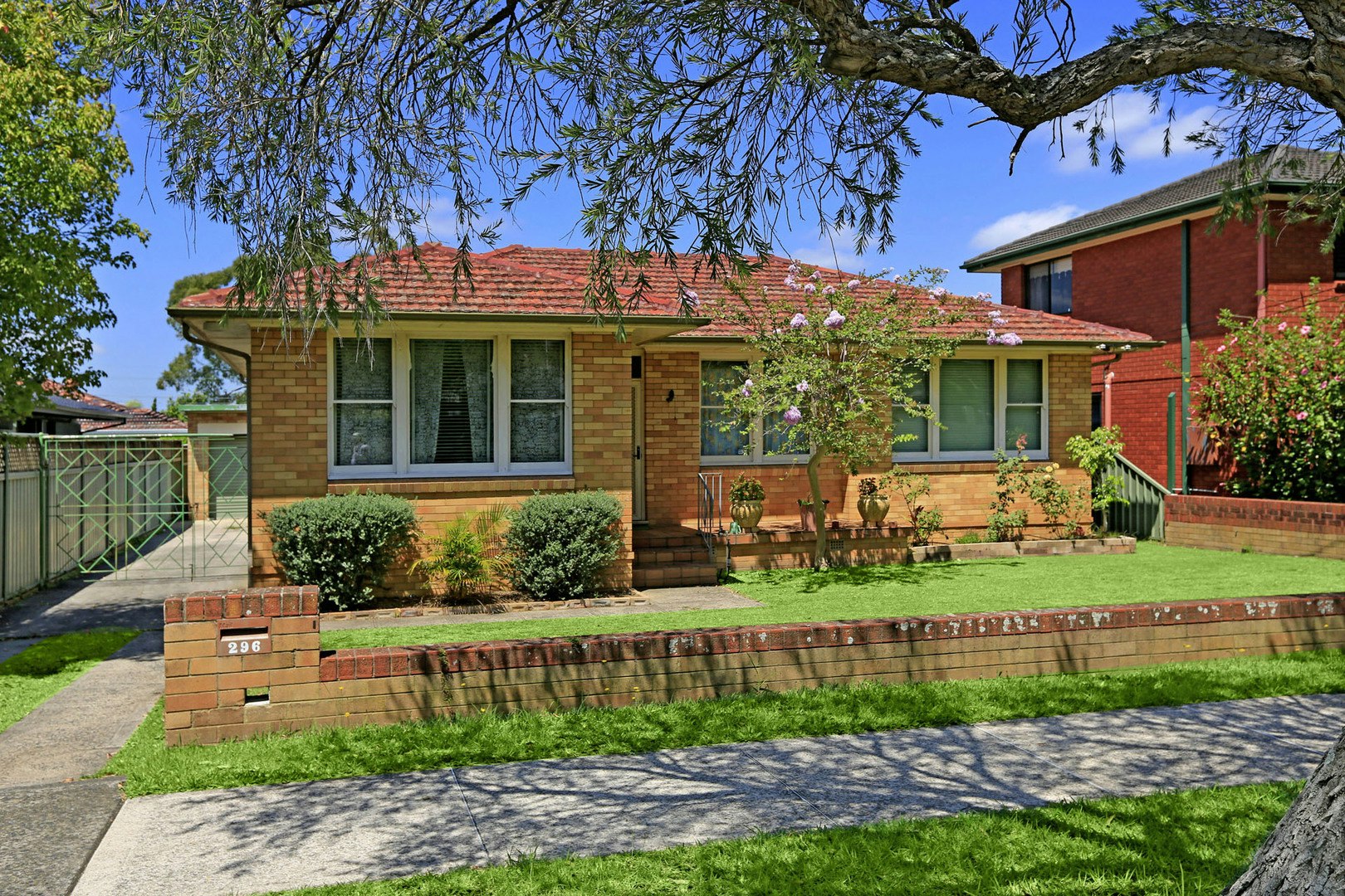 Image of neighborhood