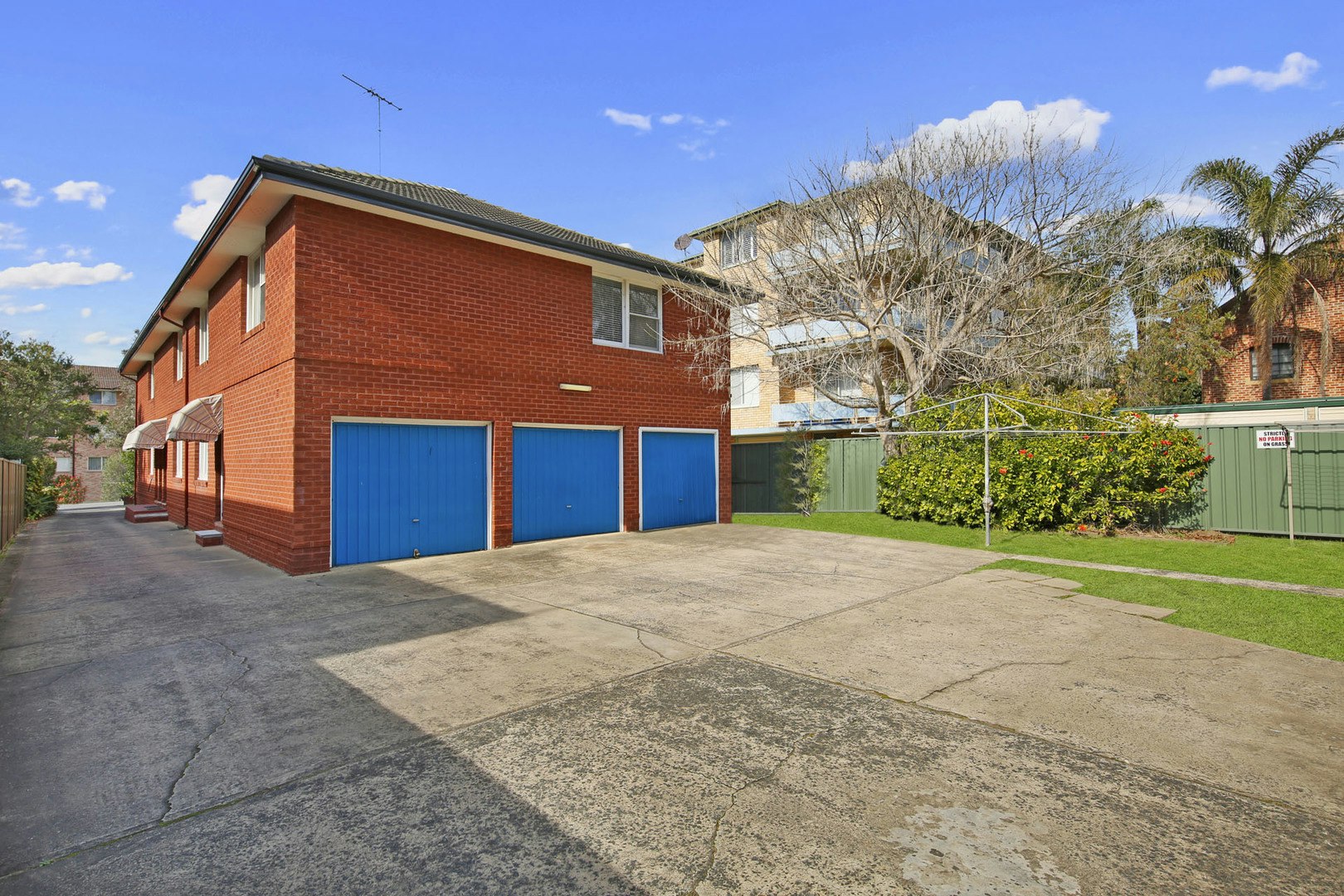 Image of garage