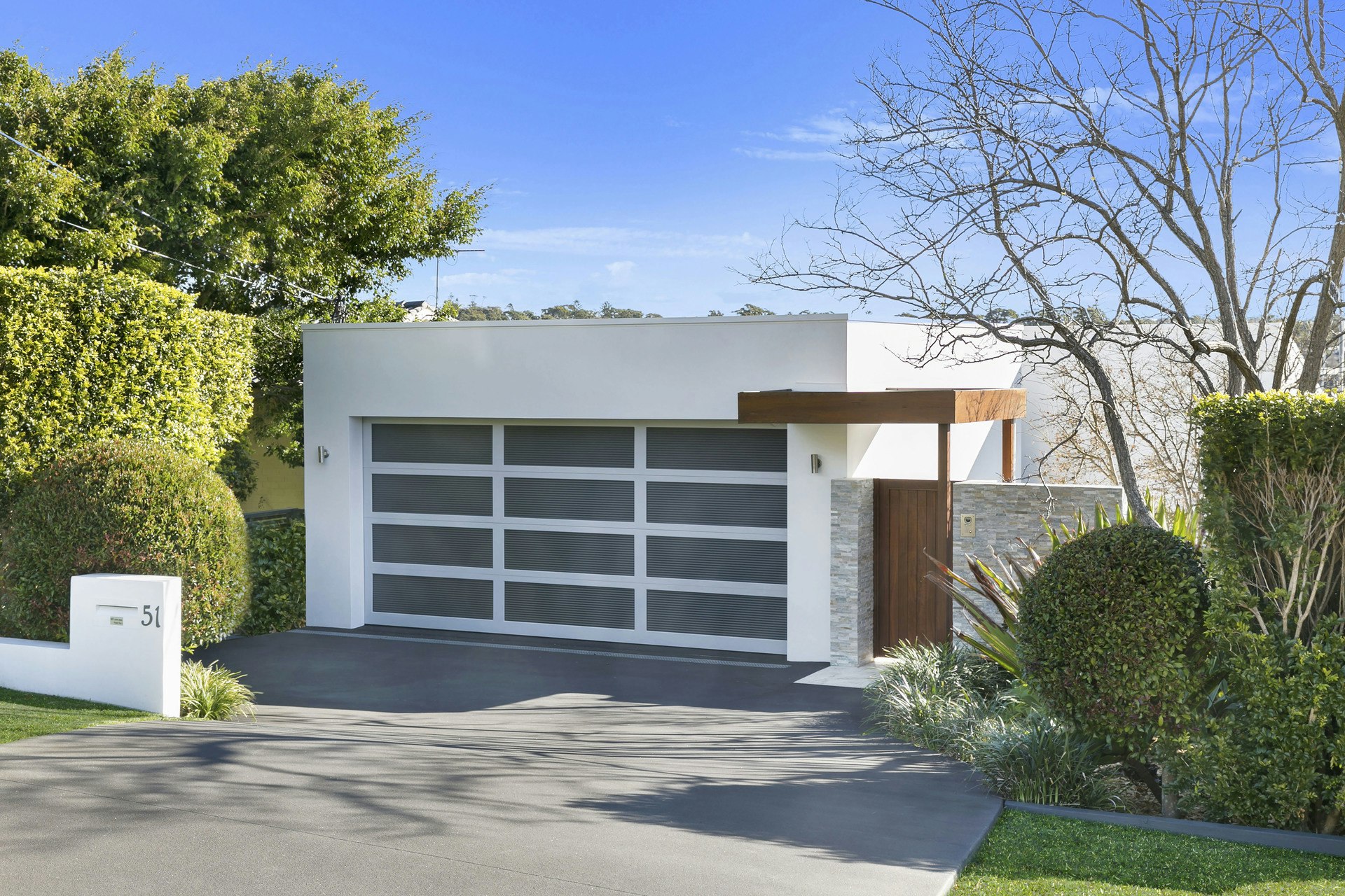 Image of garage