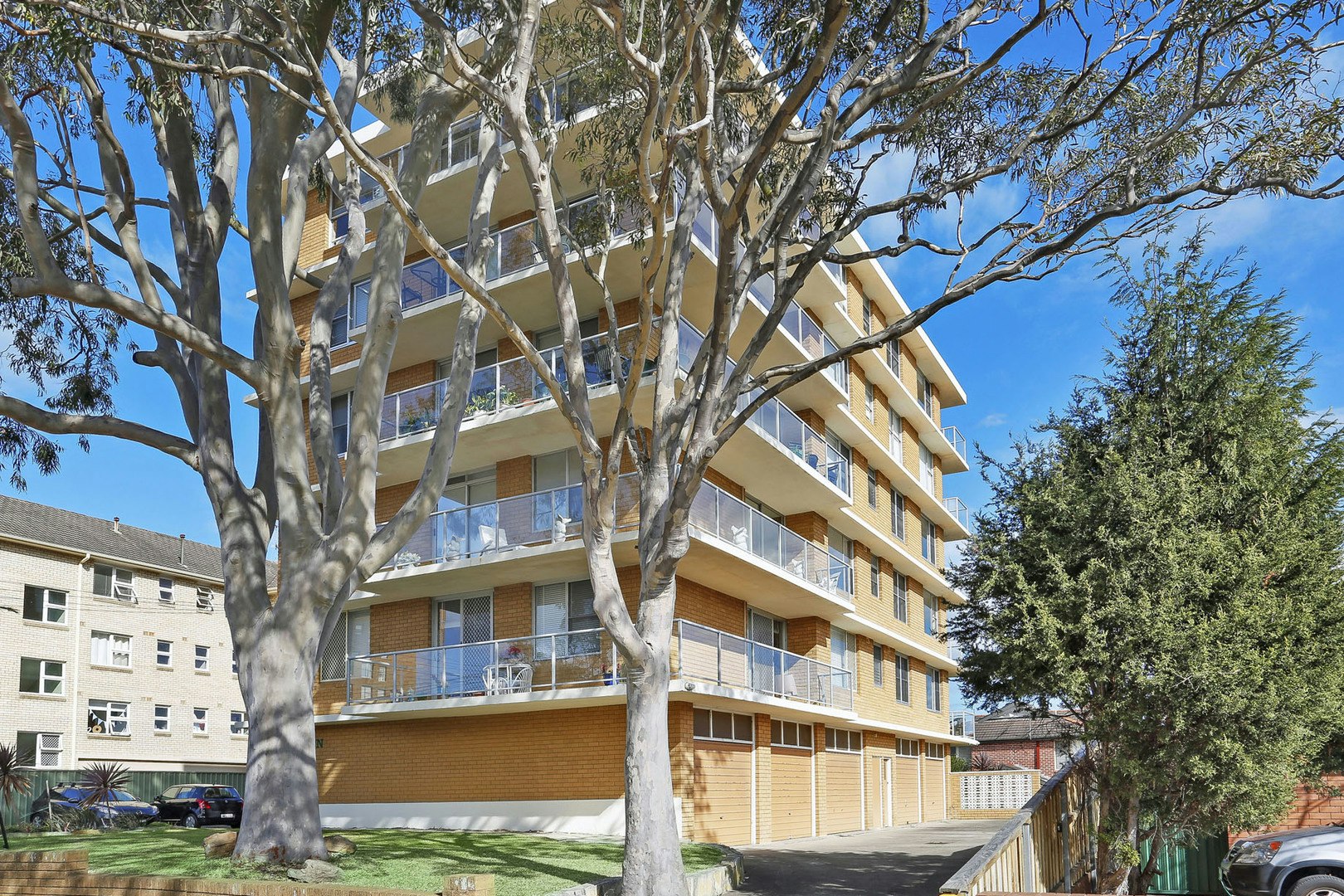 Image of apartment building
