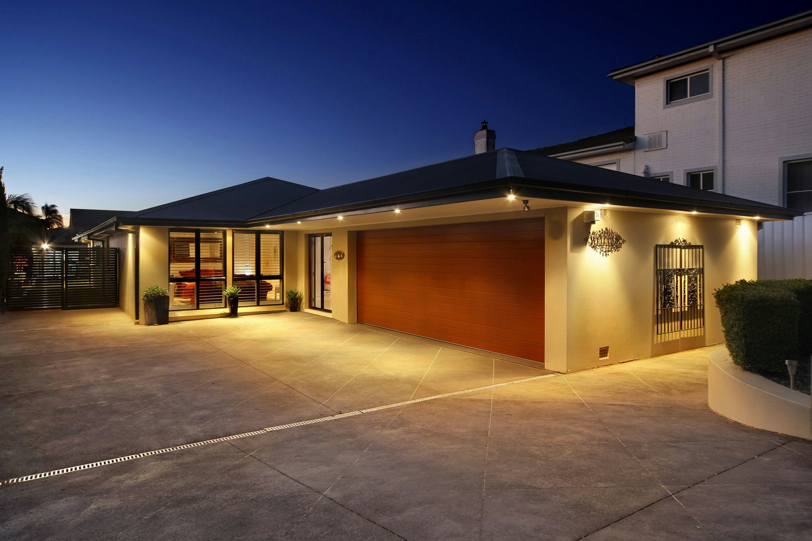 Image of garage