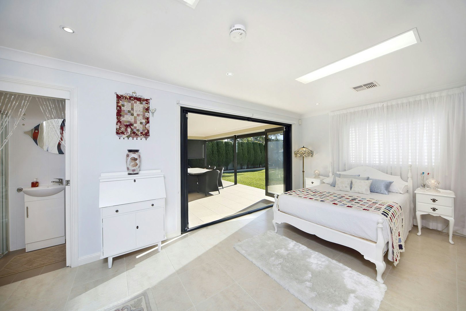Image of corner