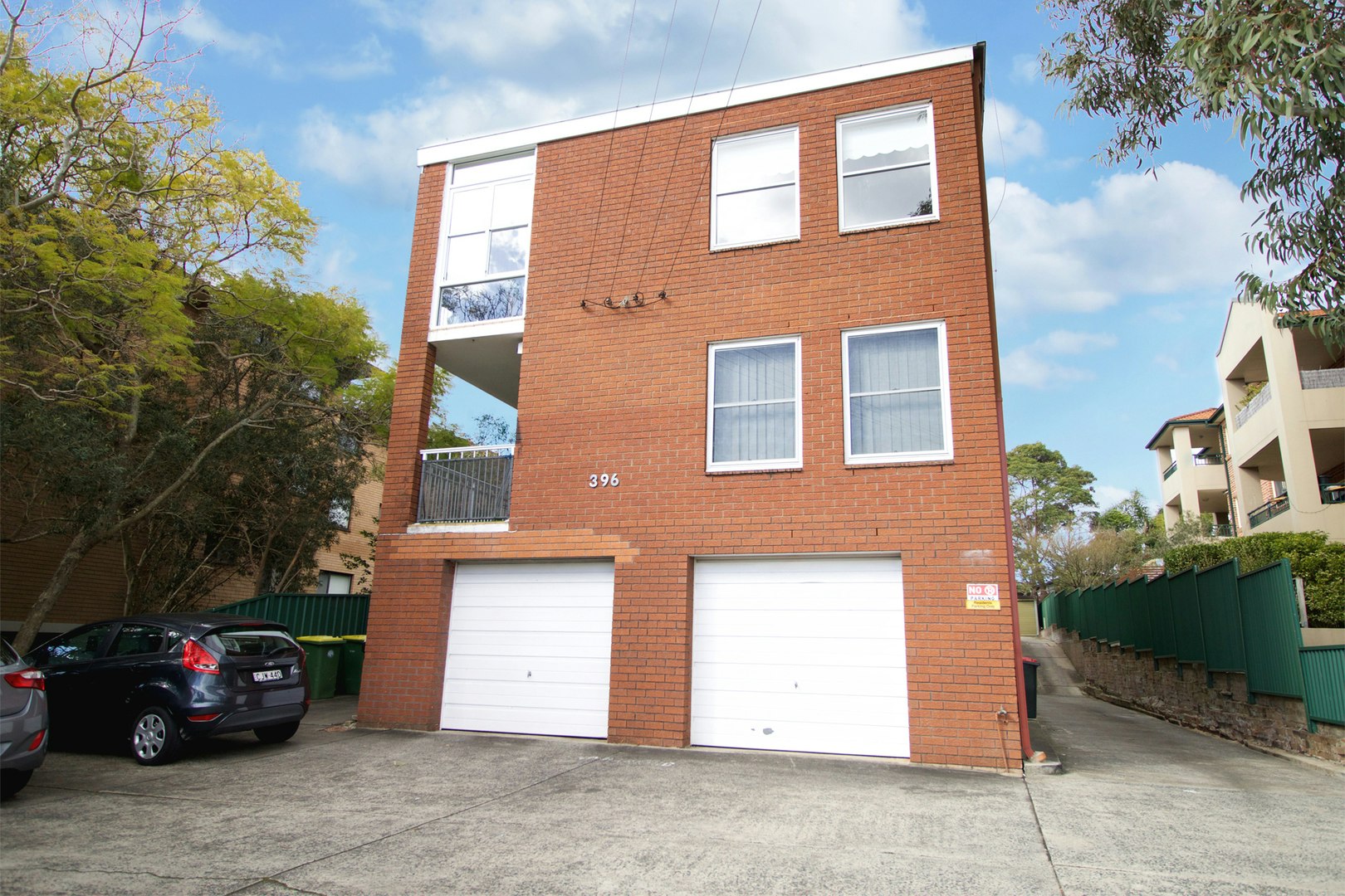 Image of garage
