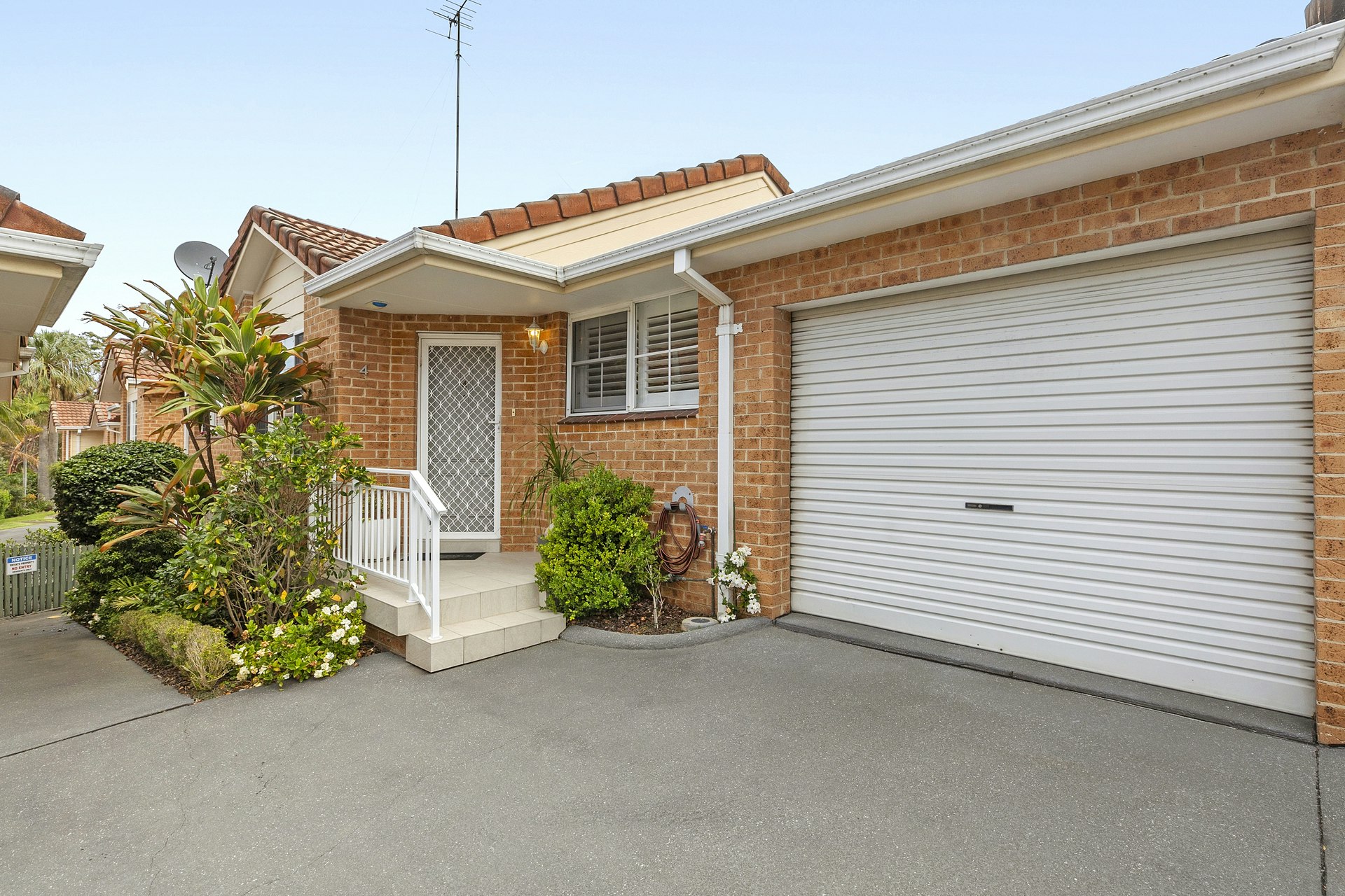 Image of garage