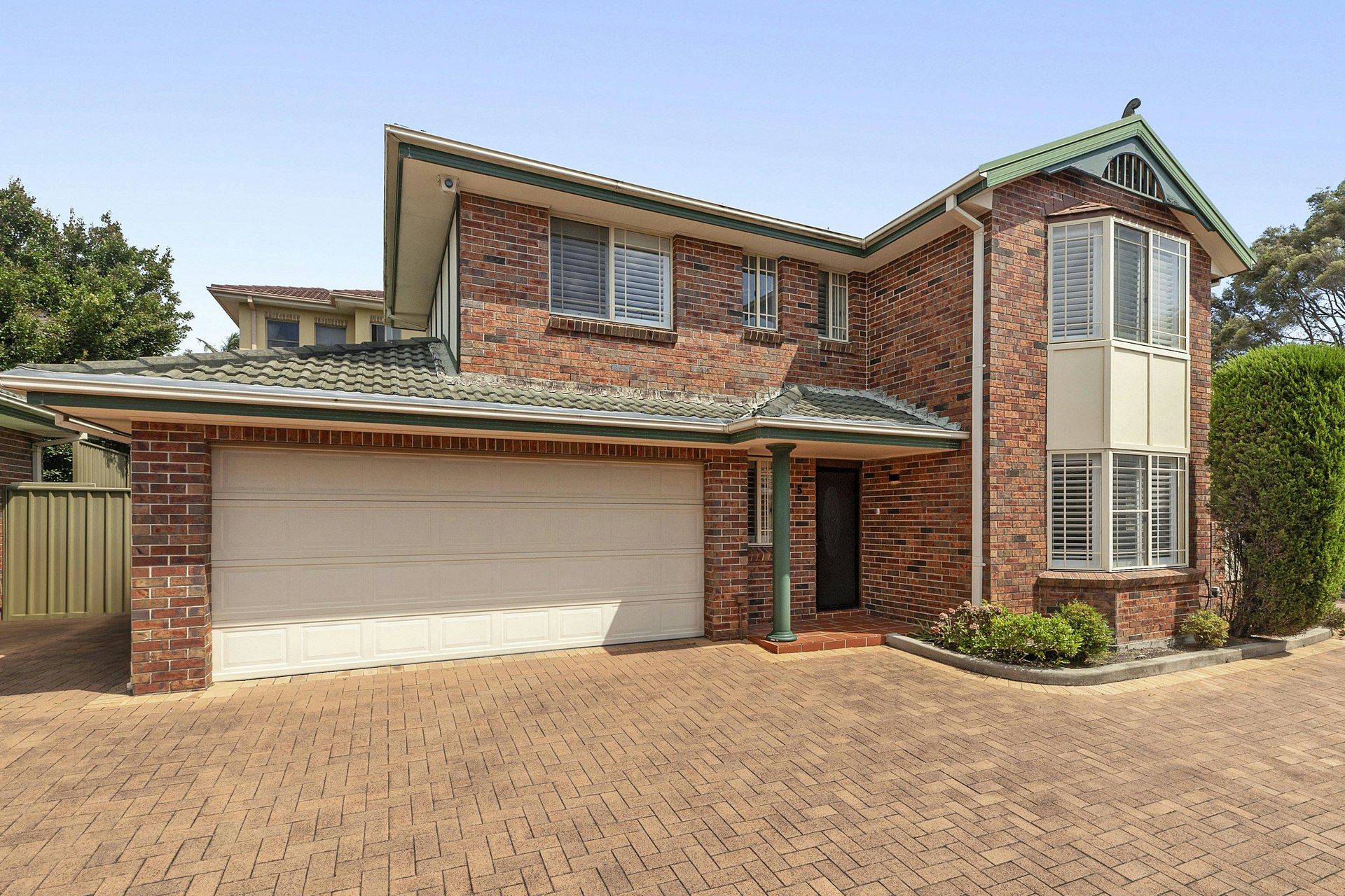 Image of garage