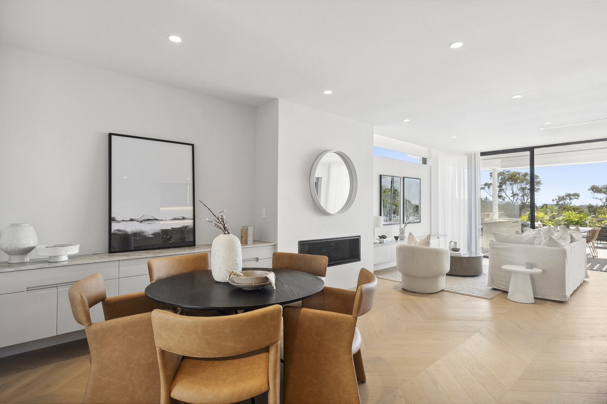 Image of dining room