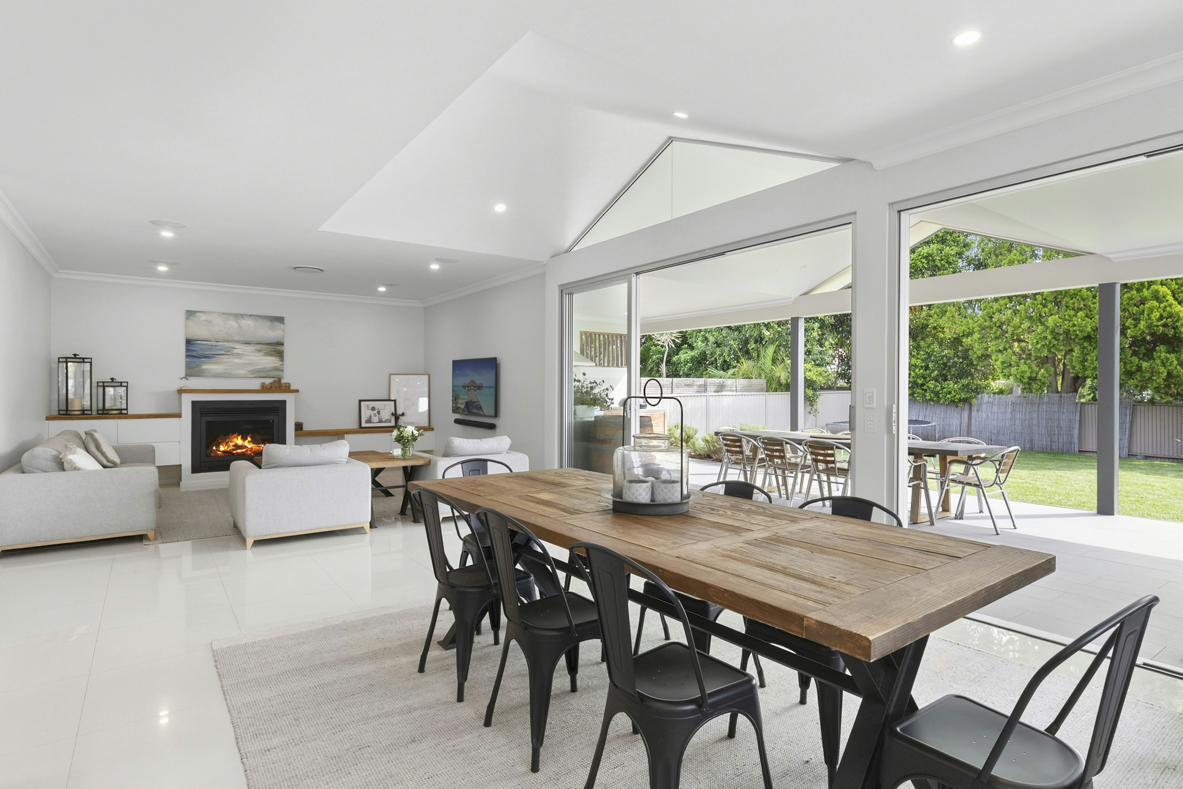 Image of dining room