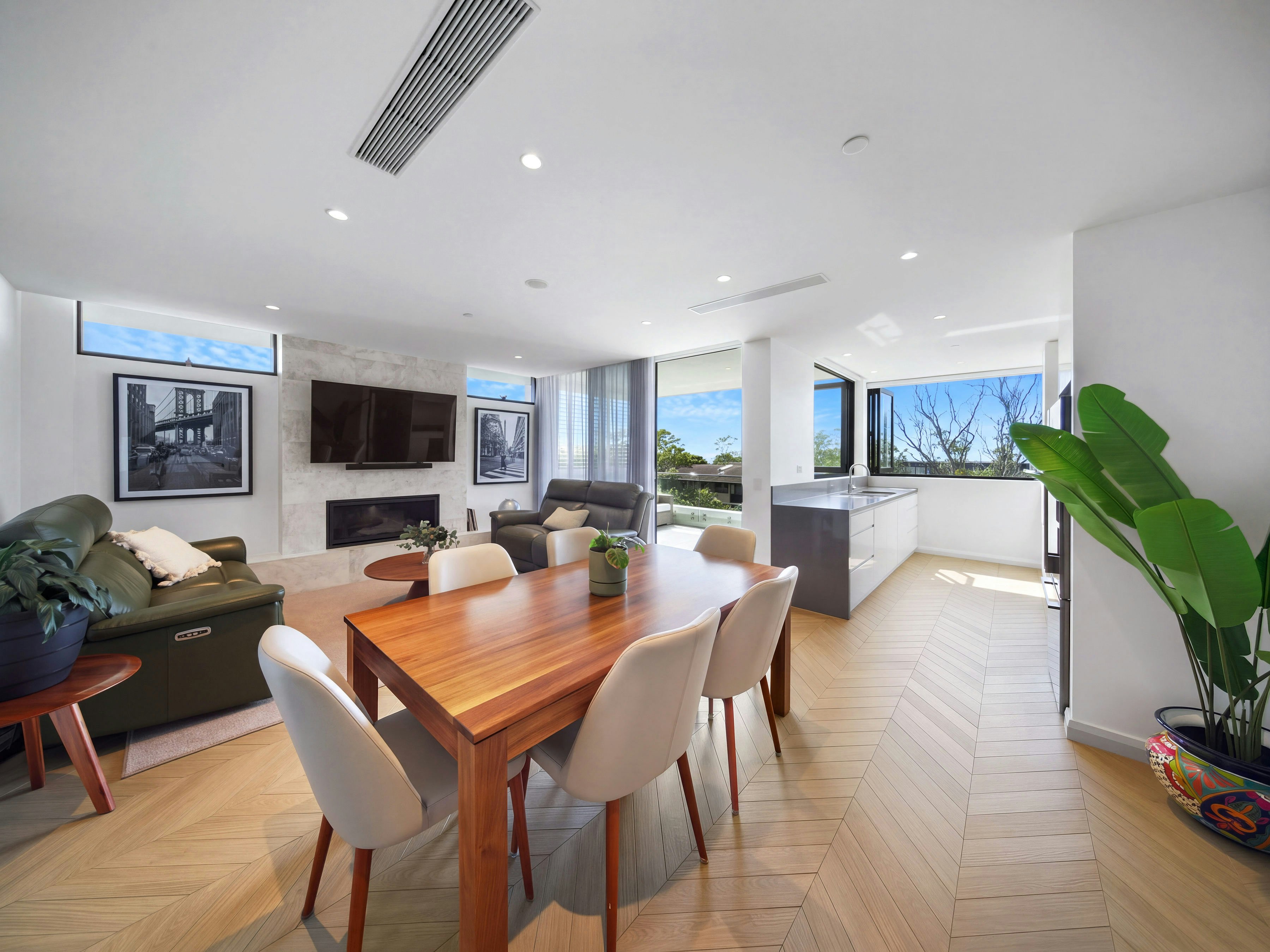Image of dining room