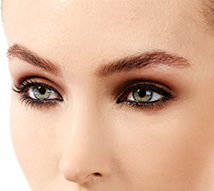 woman wearing eyeliner
