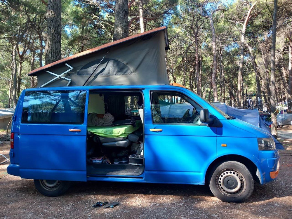 Family rented VW T5 from Balkan Campers and spend a night in Campsite Valun on Cres Island, Croatia