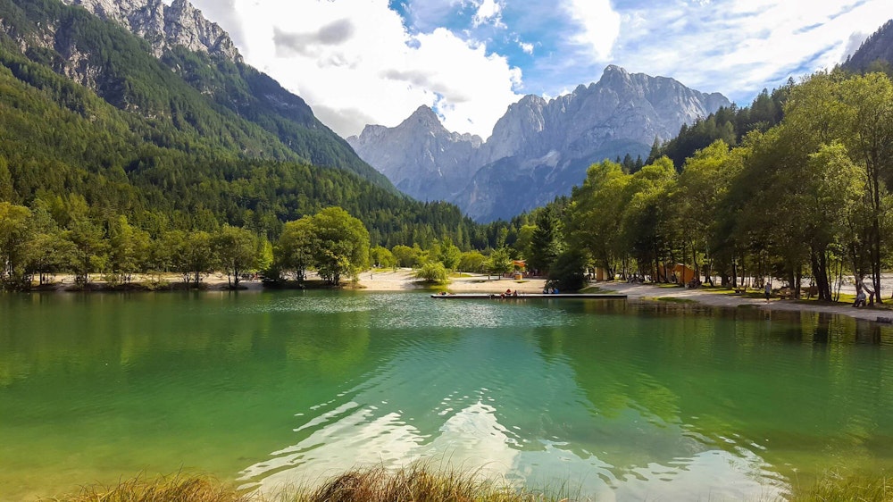 Beautiful Jasna Lake in Kranjska Gora