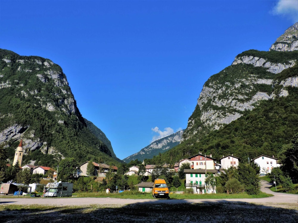 Balkan Campers customers wild camping in Italian Dolomites
