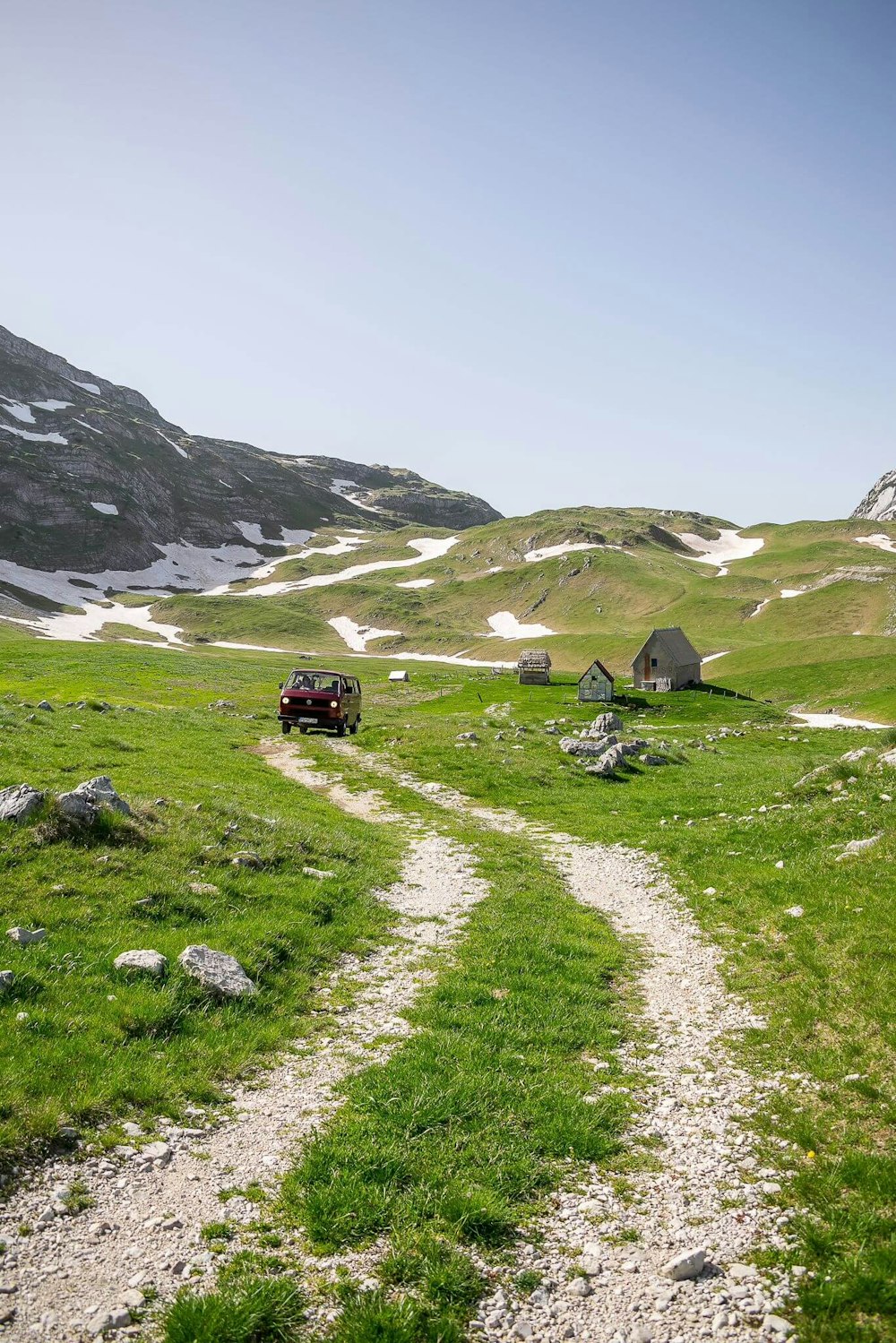 BAlkan Campers customers in VW T3 in Žabljak, Montenegro