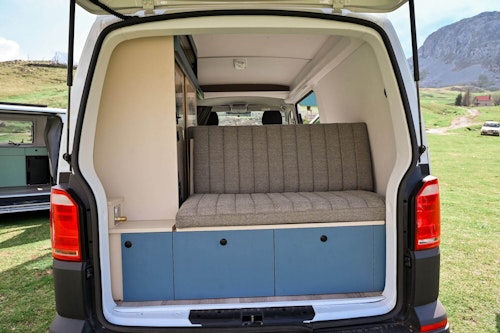 VW T6 Campervan foldable bed into sofa