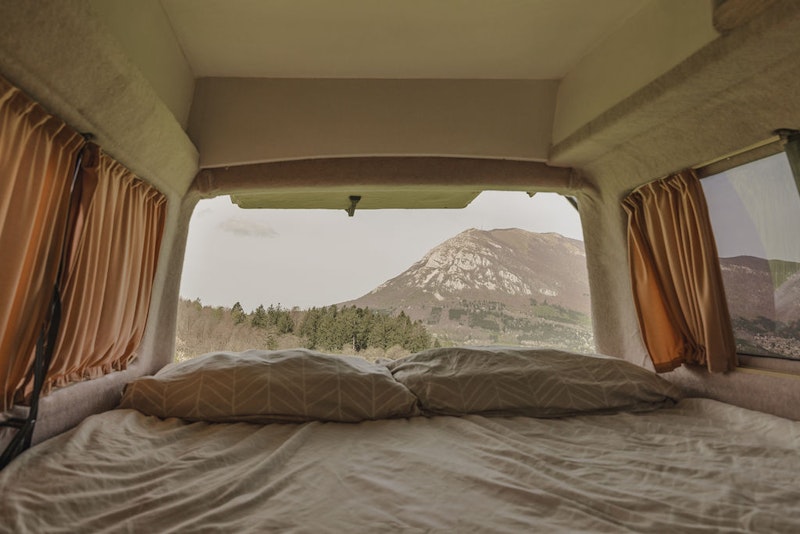 Double bed in VW T4 Campervan