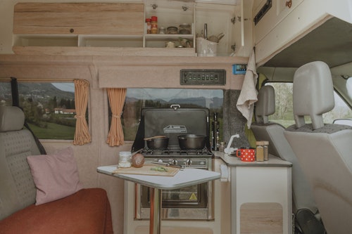 Camoping table with kitchen box in VW T4 Campervan