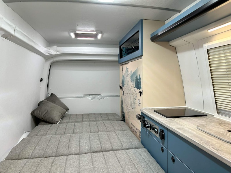 Sleeping arrangement in VW T6 Campervan