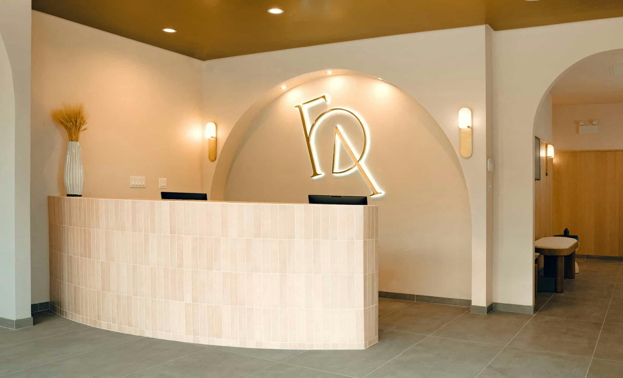 fulcrum front desk