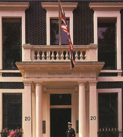 Building with US Flag