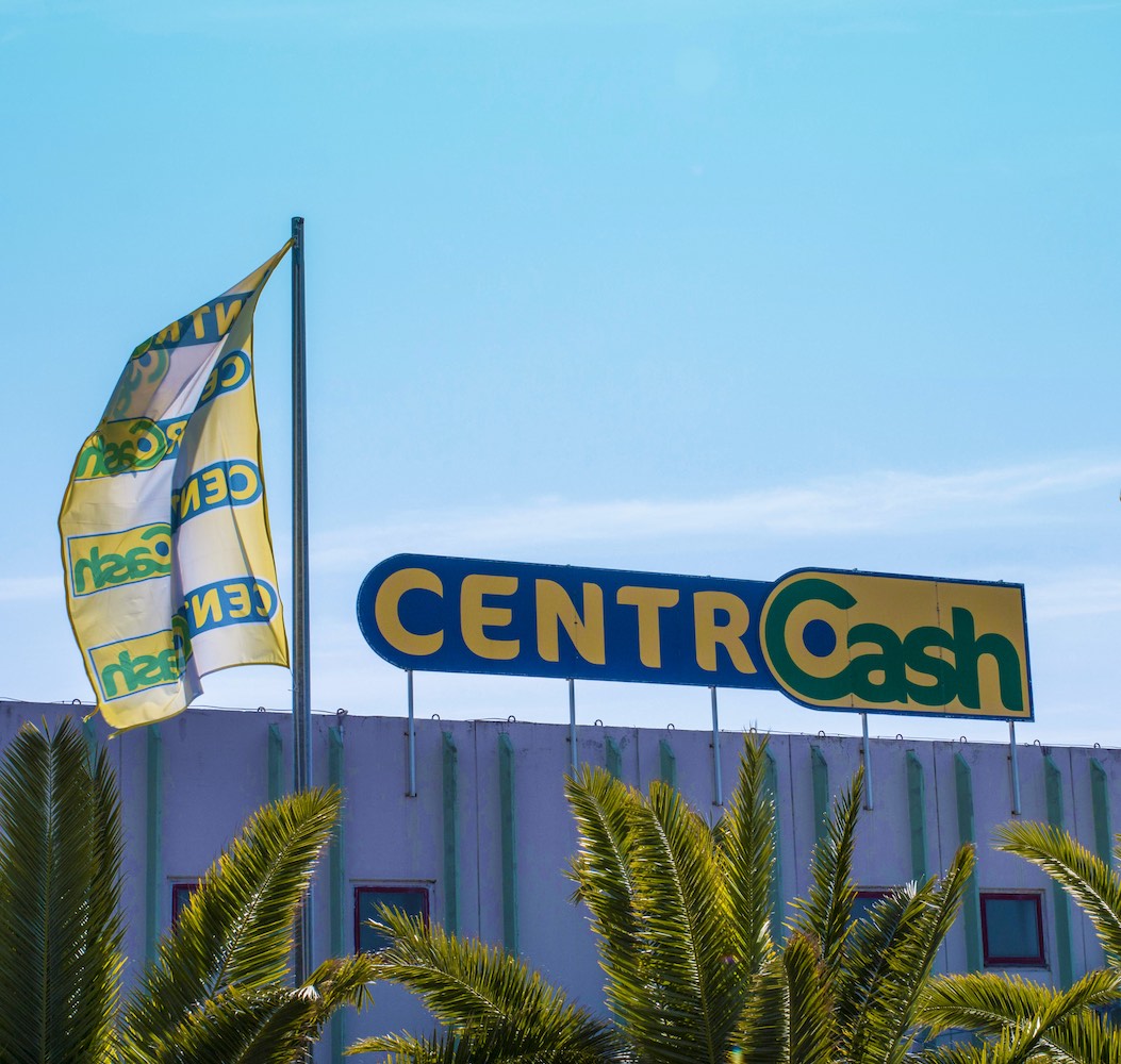 Insegna CentroCASH