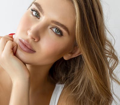 Plastic Surgeons Weigh in on Emily Blunt's Rumored Facelift After Claims She is 'Morphing' Into Another Famous Star