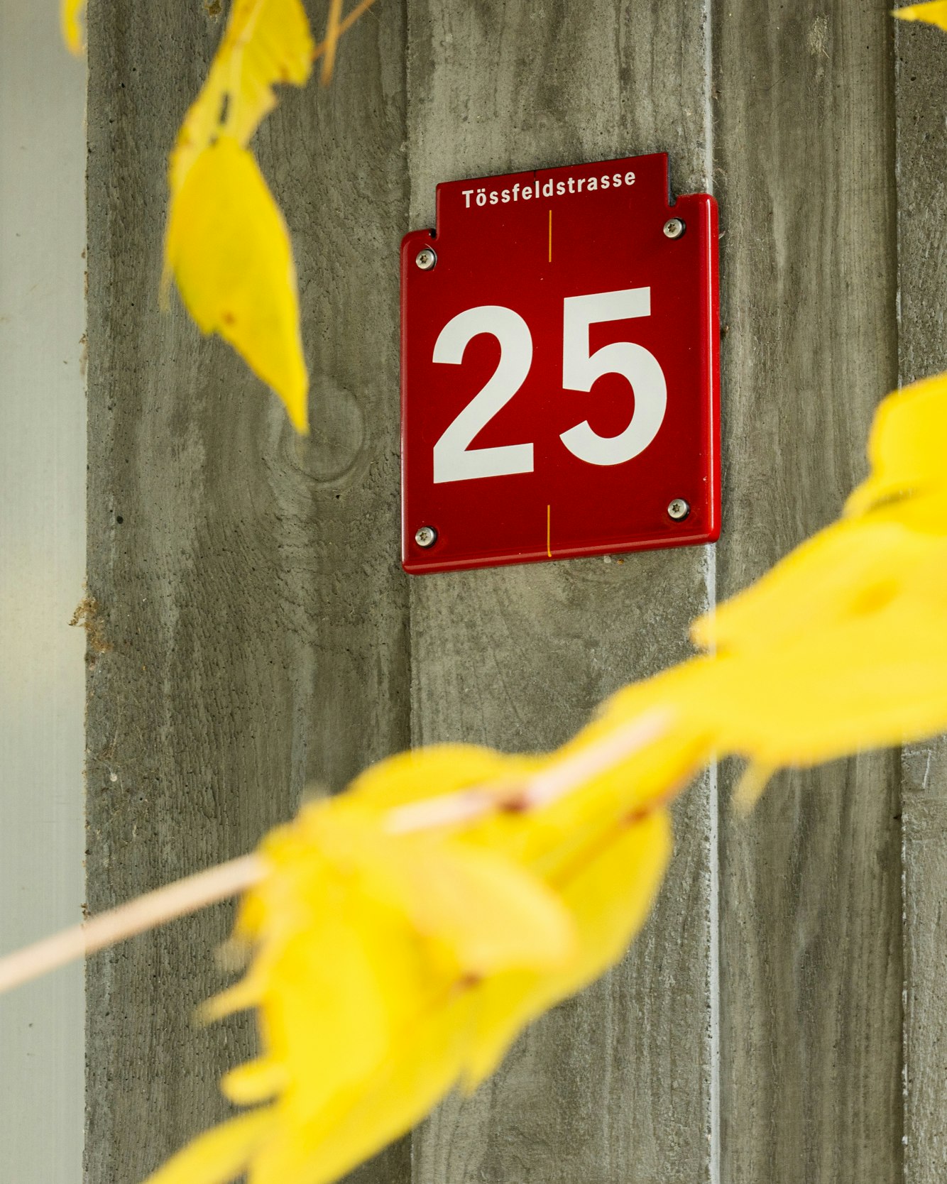 Sulzerareal-Winterthur-Hausnummer-Emaille