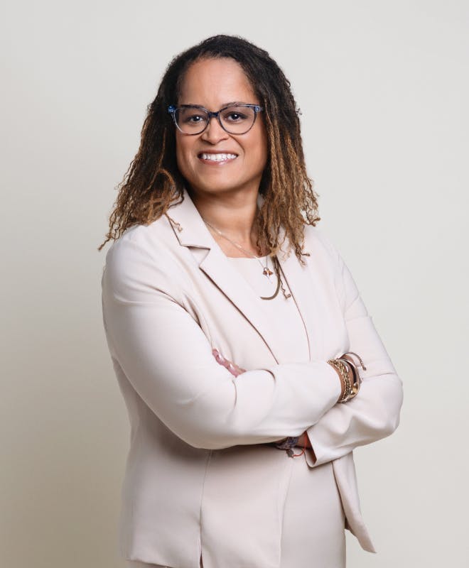 Lisa Dawson headshot