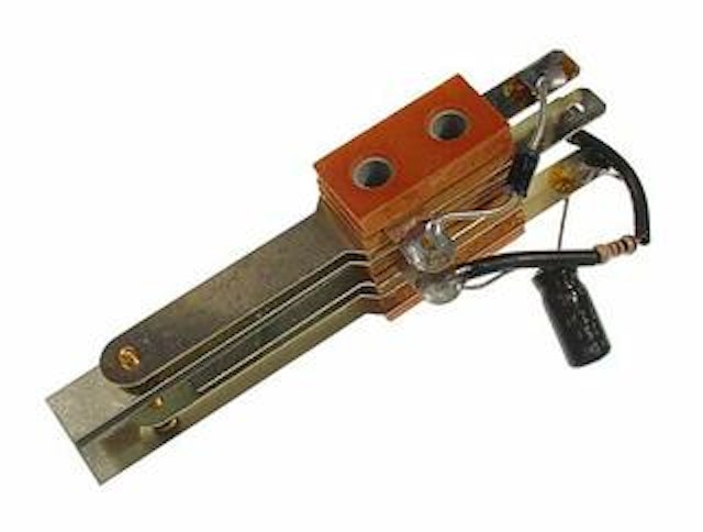 Leaf switch - dual contact