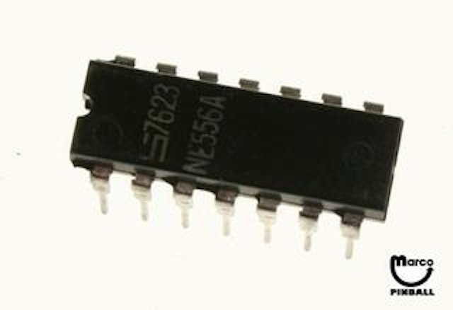 IC -14 pin DIP dual timer LM556 NE556N