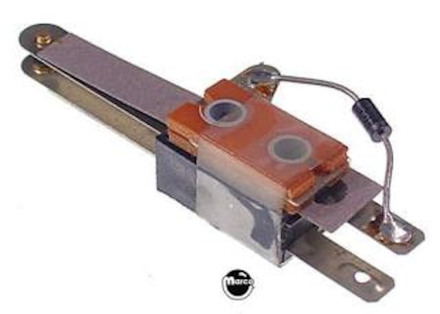 Leaf switch - shooter lane