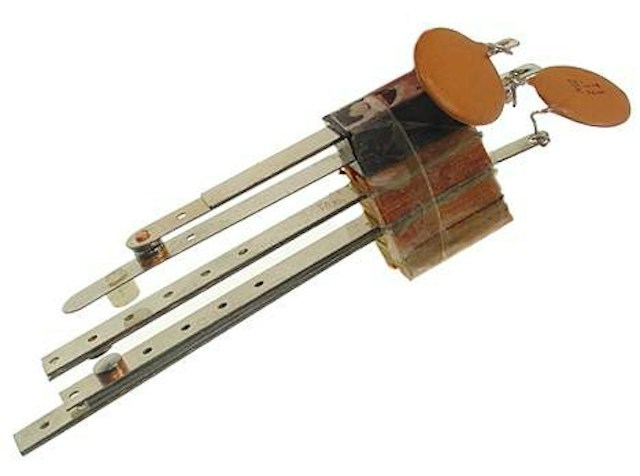 Switch - flipper dual cabinet w/ capacitors