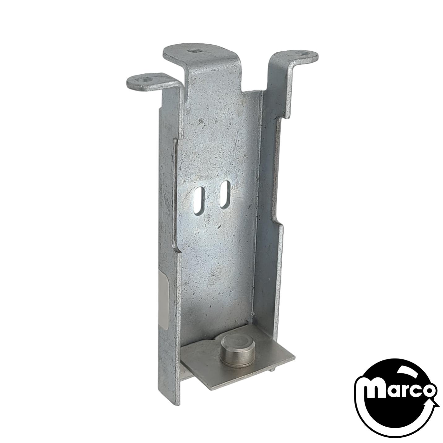 Bracket - coil support Stern/CCM