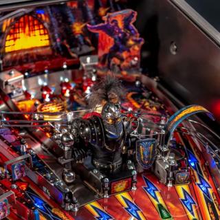BLACK KNIGHT SWORD OF RAGE PRO (Stern) Pinball Machine