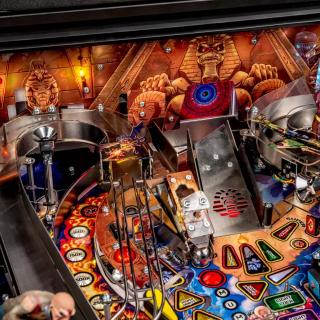 IRON MAIDEN PREMIUM (Stern) Pinball Machine
