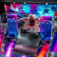 STRANGER THINGS PRO (Stern) Pinball Machine
