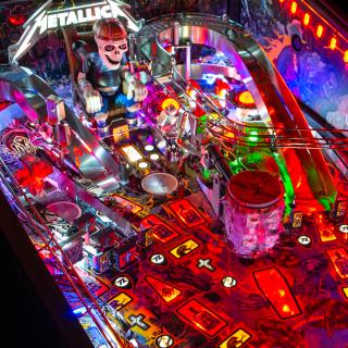 METALLICA REMASTERED LE (Stern) Pinball Machine